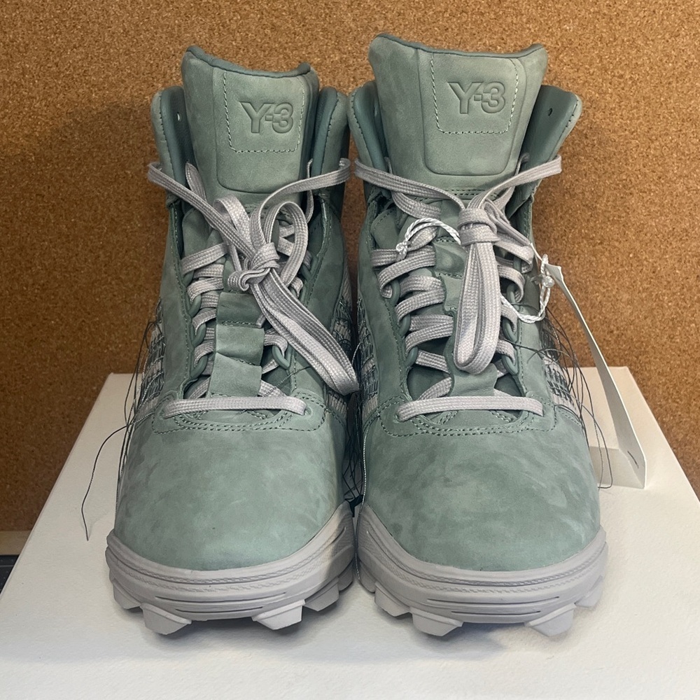 Adidas Y-3
GSG9
Brand new - Picture 4 of 11